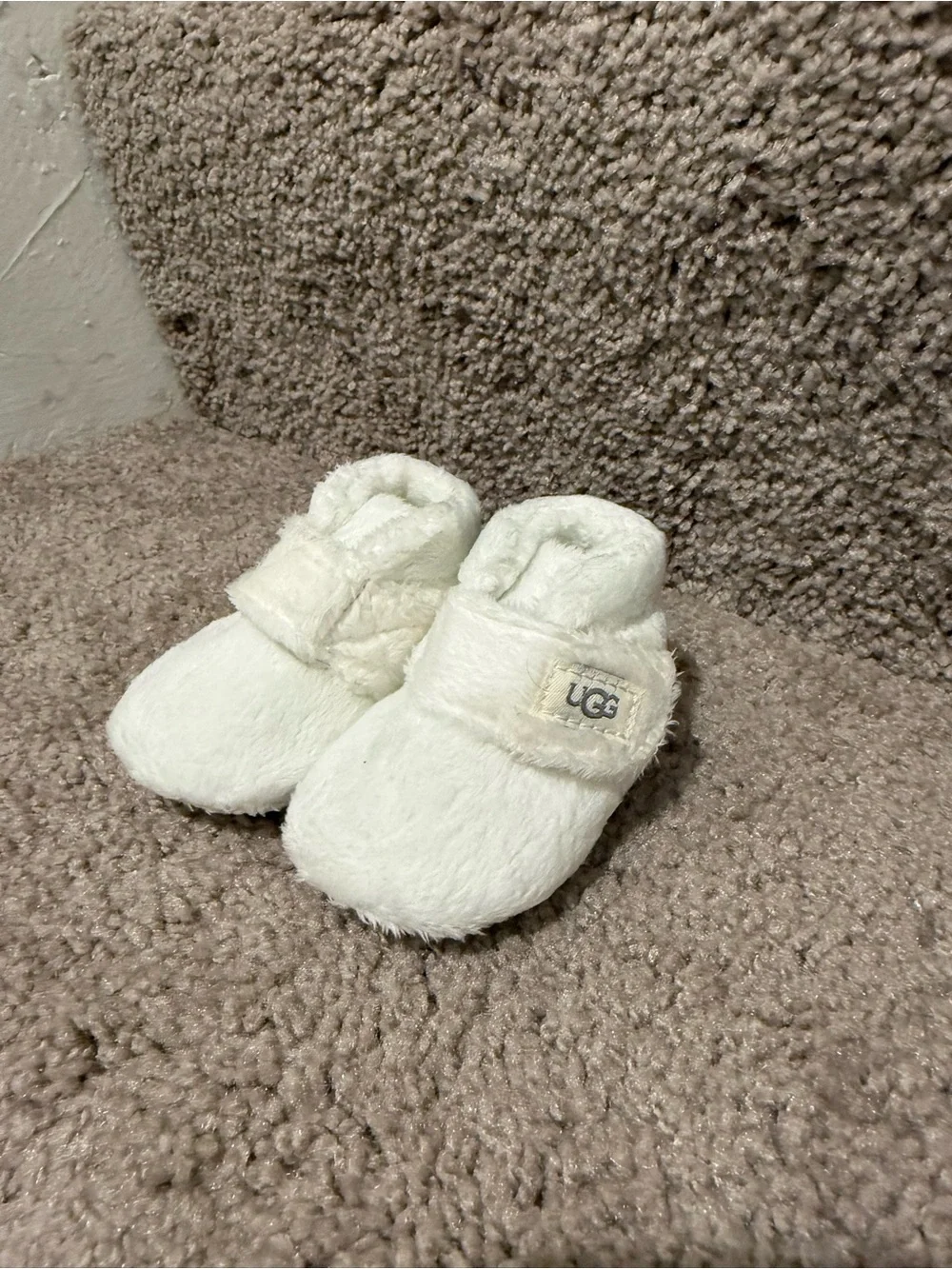 UGG Infant Cream Fuzzy Bootie Shoes